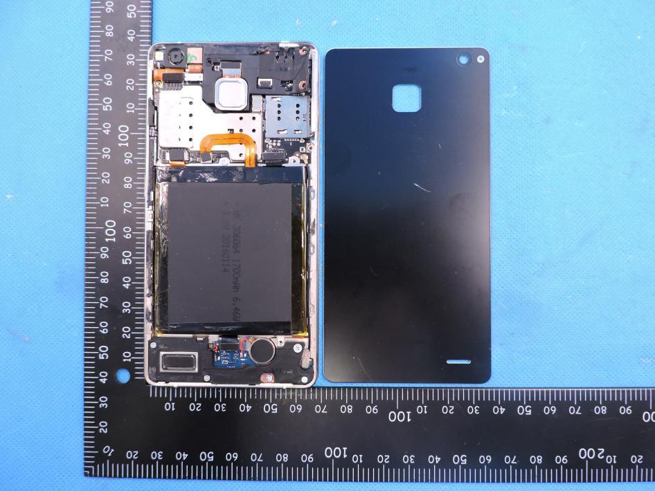 FCC ID 2AIYZSIGNUSPRO Internal Photos