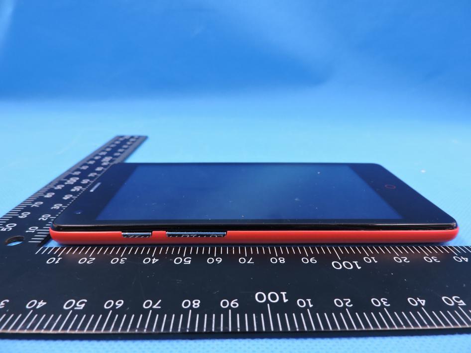 FCC ID 2AIYZSSPFLY External Photos