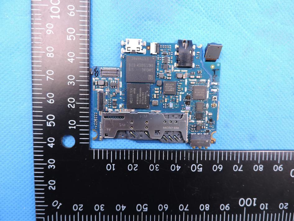 FCC ID 2AIYZSSPFLY Internal Photos