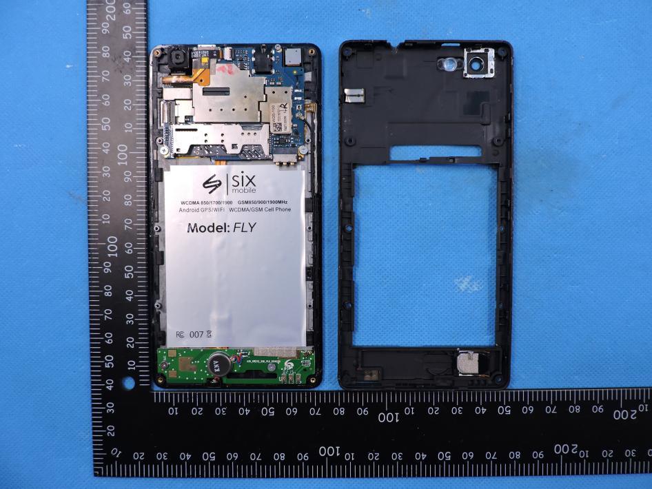 FCC ID 2AIYZSSPFLY Internal Photos