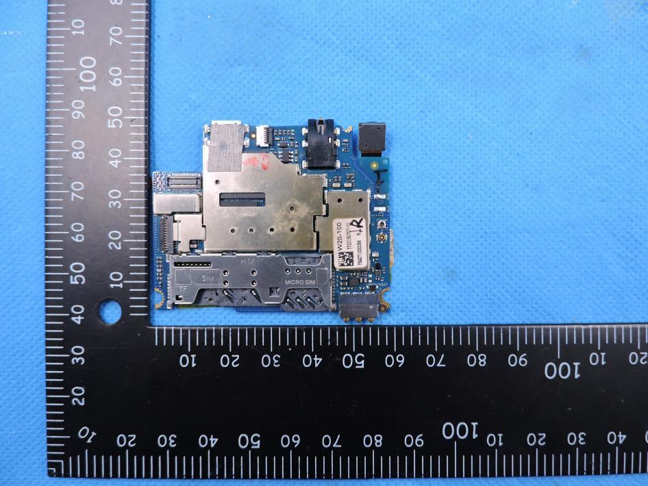 FCC ID 2AIYZSSPFLY Internal Photos
