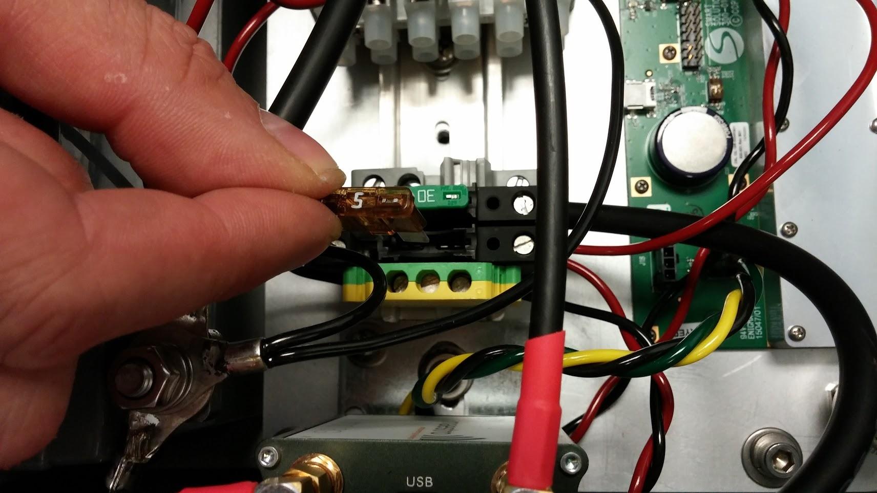FCC ID 2AJC2I1000 Users Manual