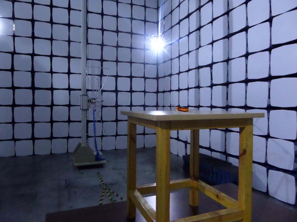 FCC ID 2AJMAU-100 Test Setup Photos