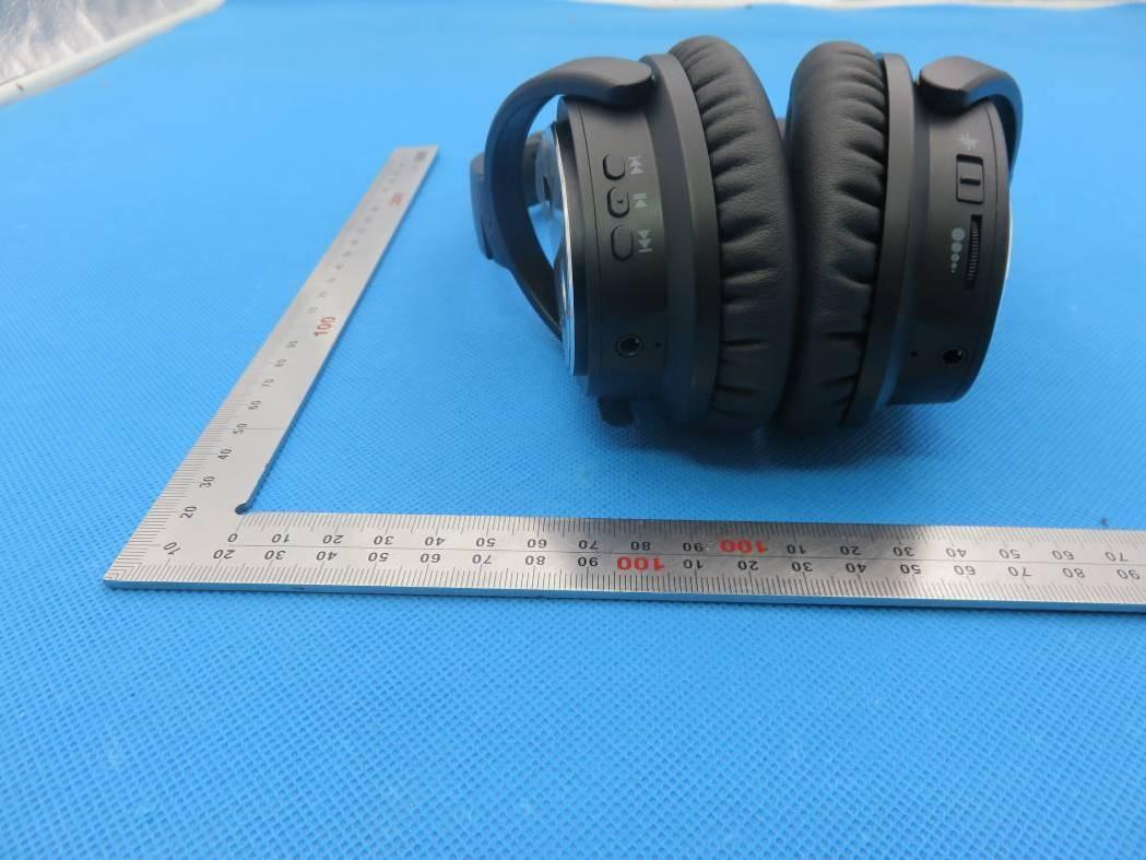FCC ID 2AK8K-AXIOSPRO External Photos