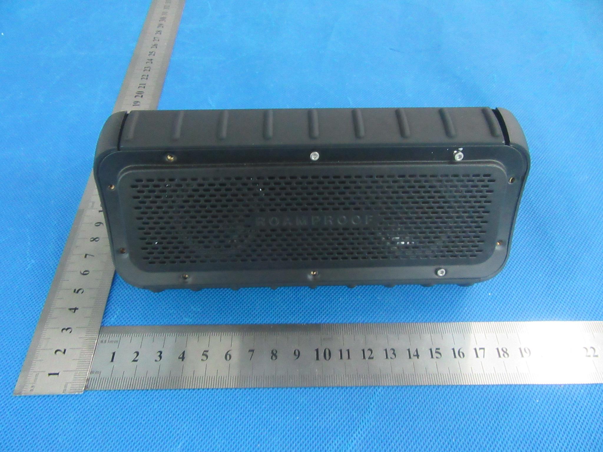 FCC ID 2AKF8-MACROBOOM External Photos