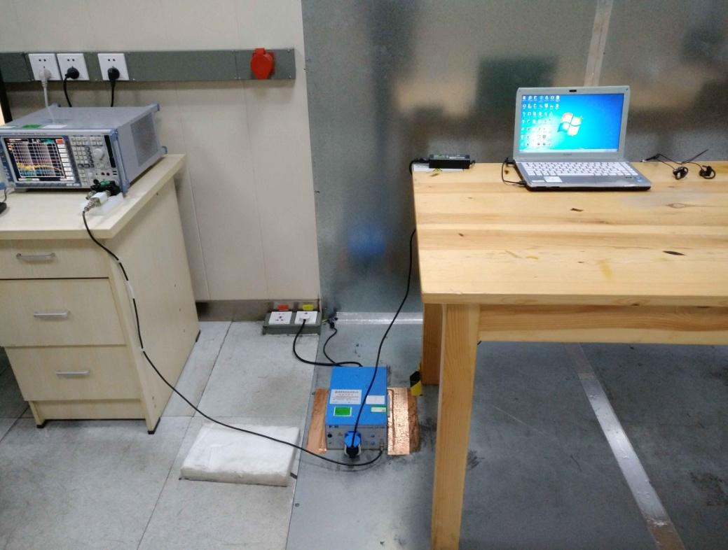 FCC ID 2AKPDBE3 Test Setup Photos