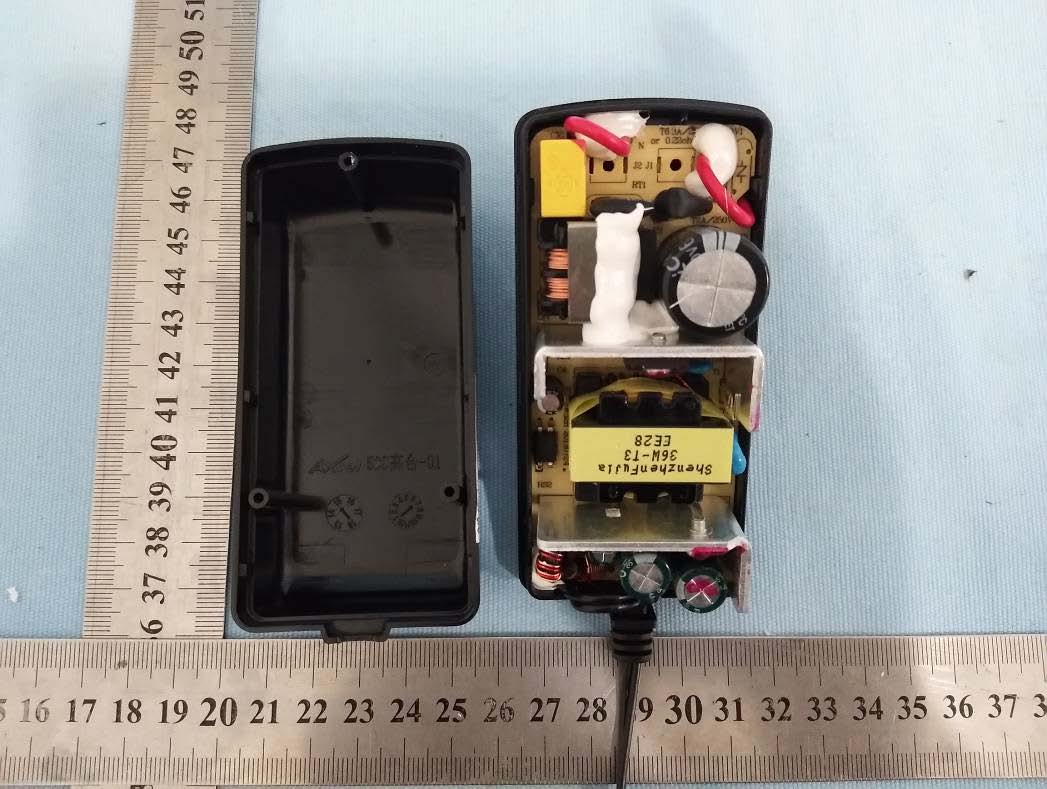 FCC ID 2ALB4-ACOUSTIC Internal Photos