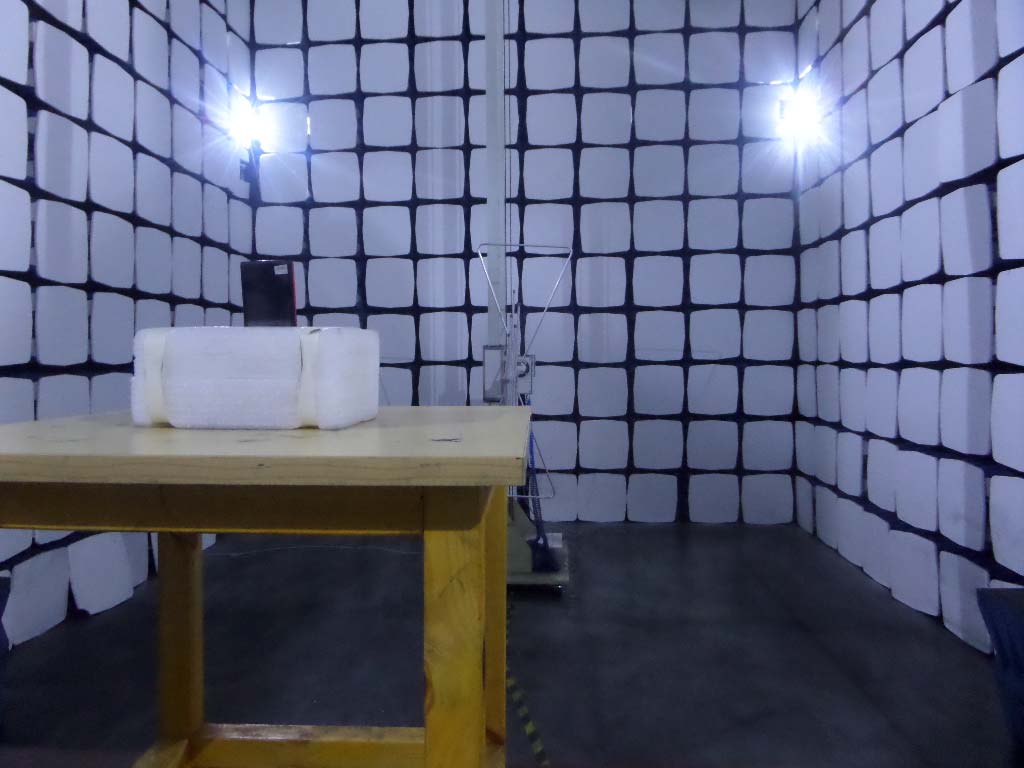 FCC ID 2ALJJ-PL4002 Test Setup Photos