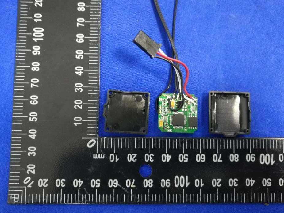 FCC ID 2ALO4-BLWM Internal Photos