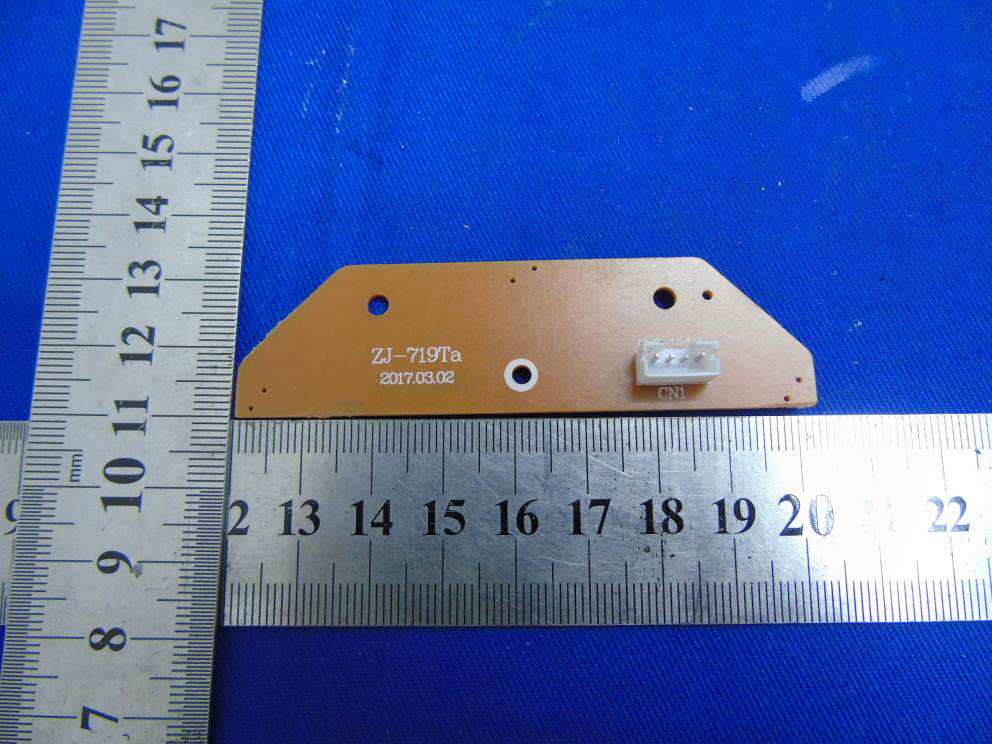 FCC ID 2ALP920170329 Internal Photos