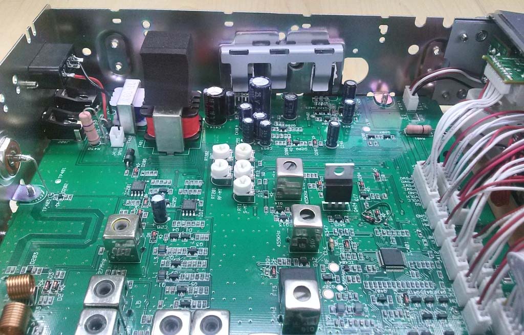 FCC ID AMWUT414 Internal Photos