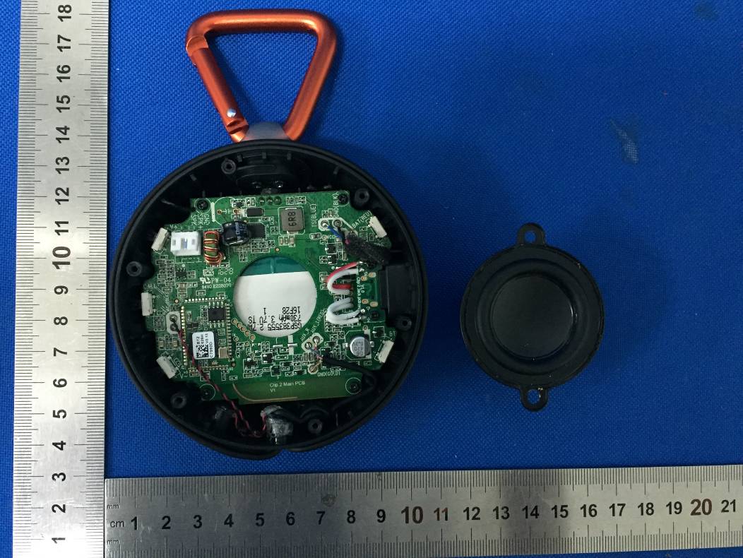 FCC ID APIJBLCLIP2TS Internal Photos