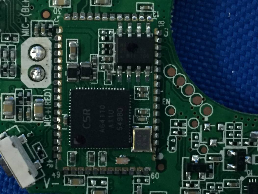 FCC ID APIJBLCLIP2TS Internal Photos