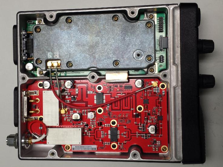 FCC ID ATH2425M80 Internal Photos