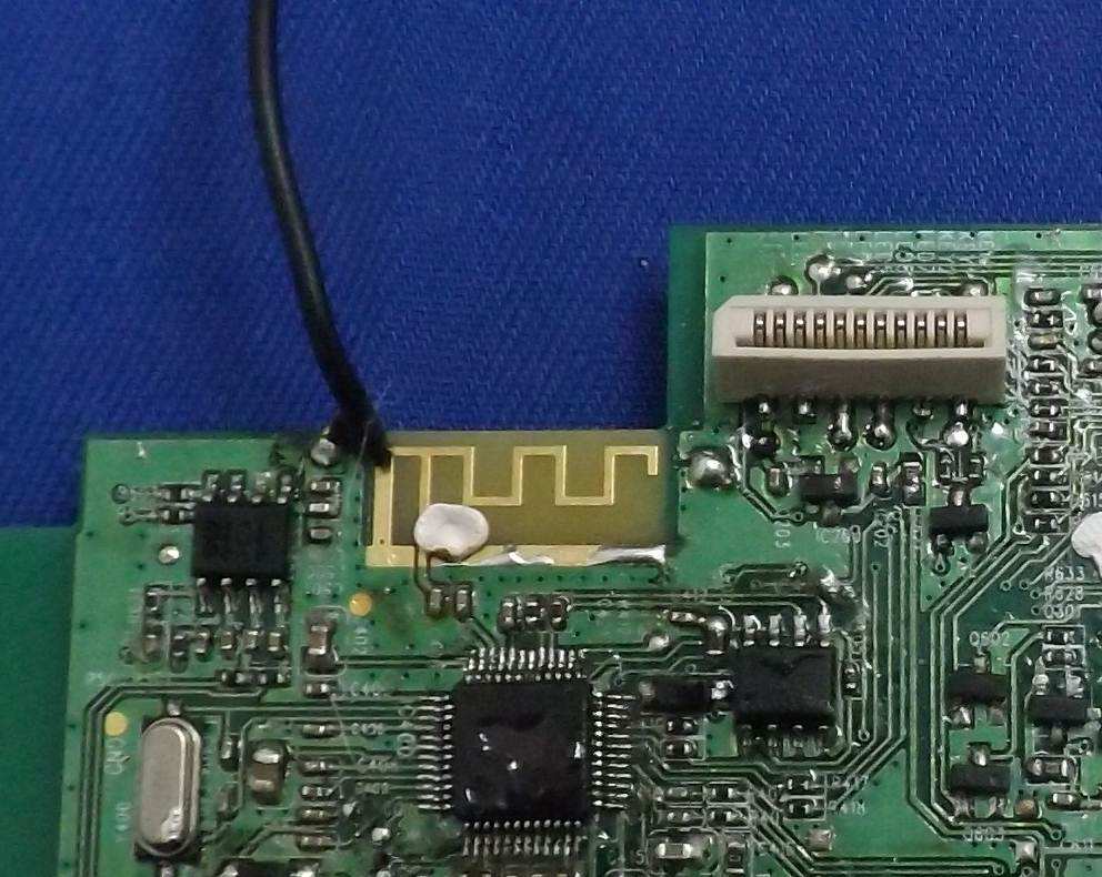 FCC ID AUICI320 Internal Photos