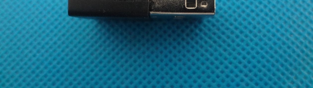 FCC ID BOOKP-Y4073823 External Photos