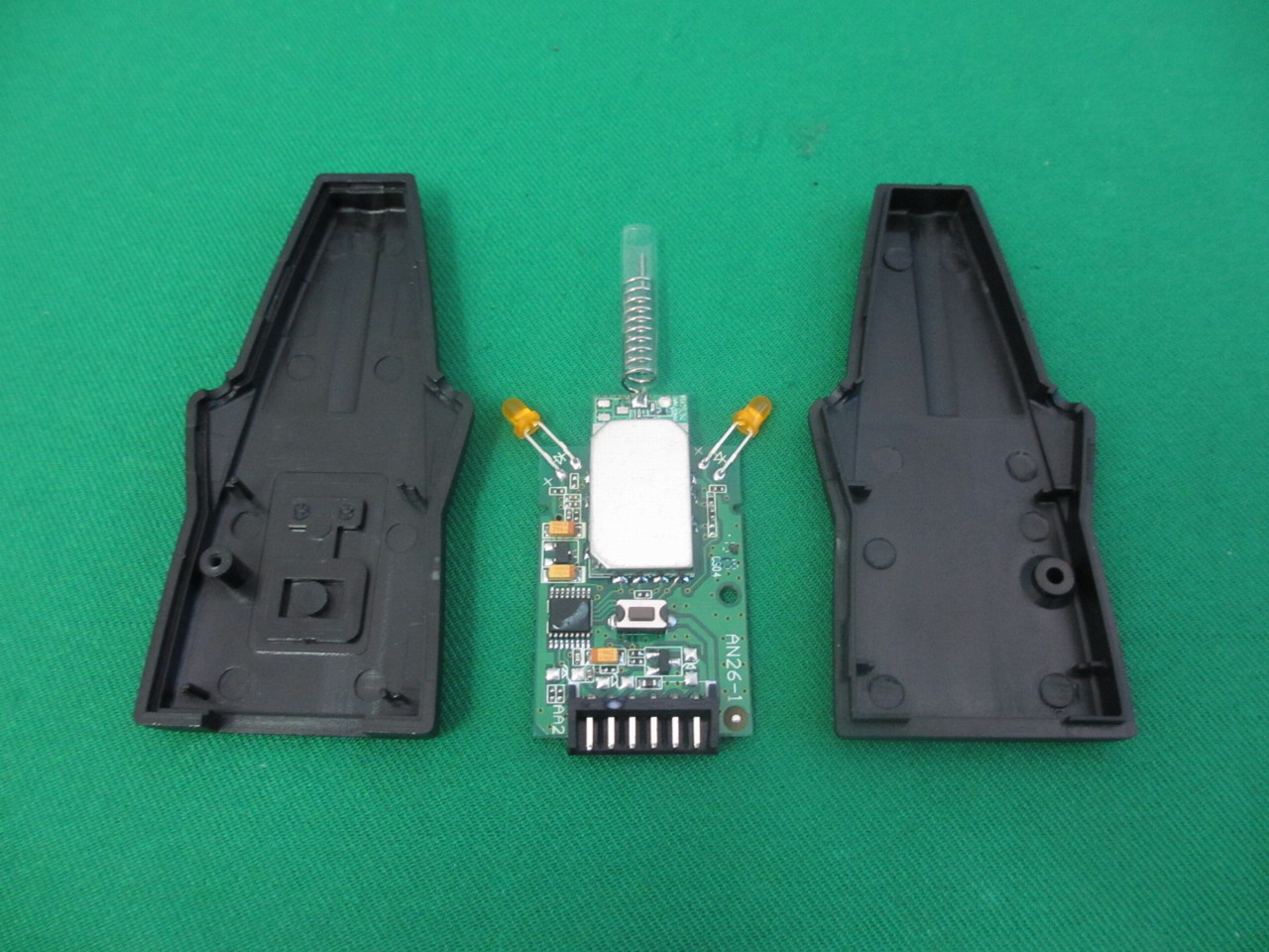 FCC ID ELVATRPD Internal Photos
