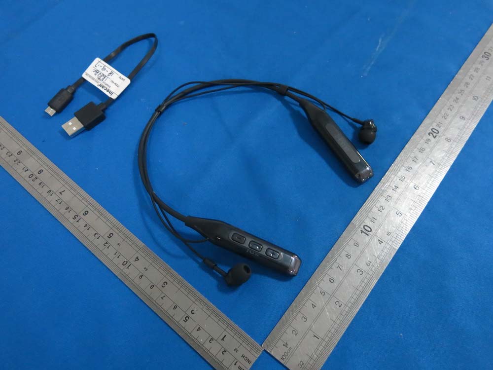 FCC ID EMOIB82 External Photos