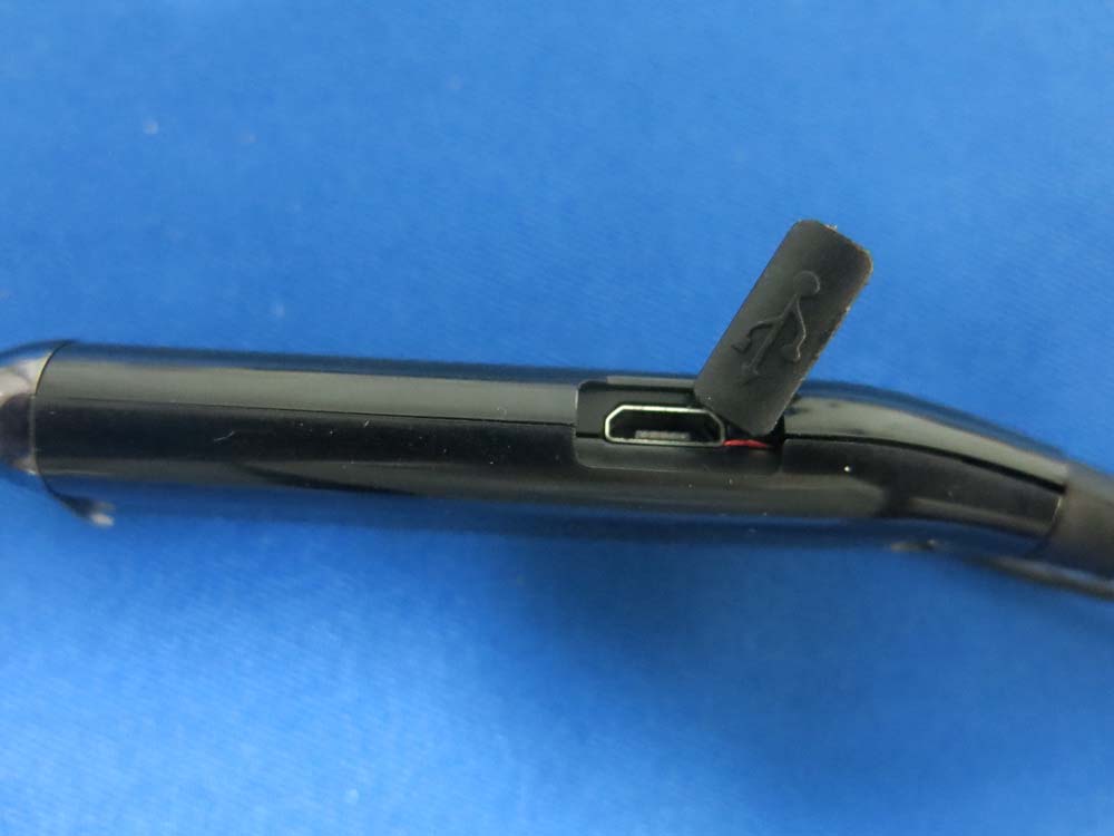 FCC ID EMOIB82 External Photos