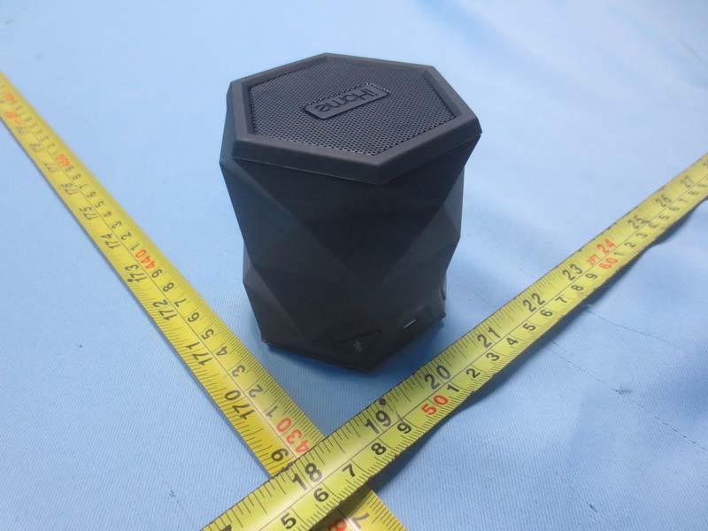 FCC ID EMOIBT67 External Photos