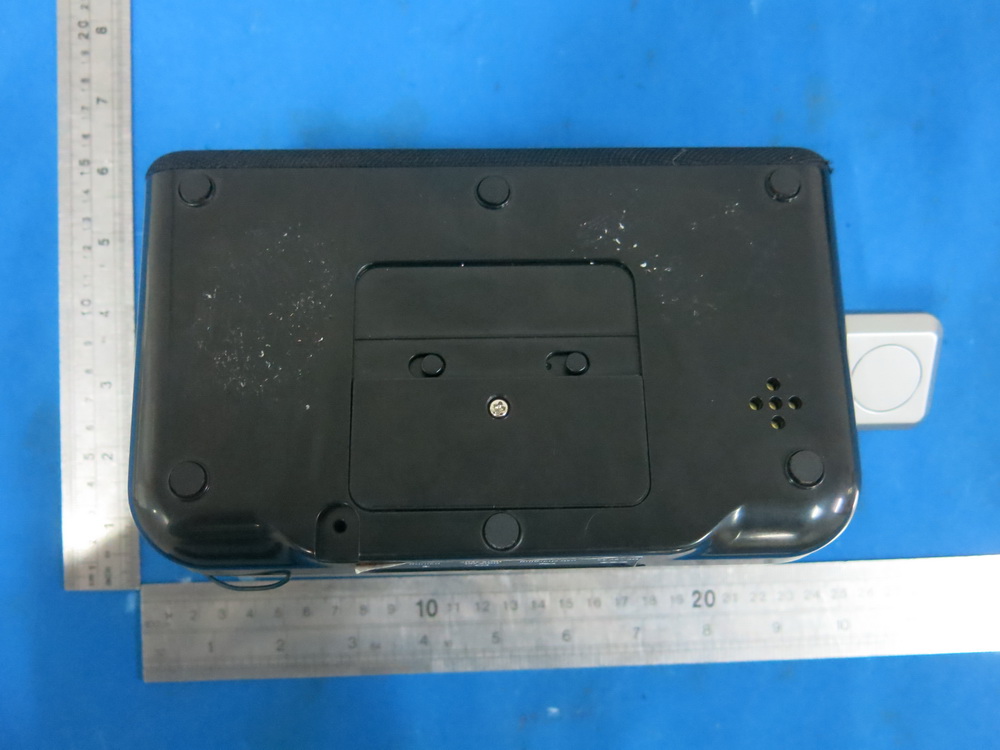 FCC ID EMOIPLWBT5 External Photos