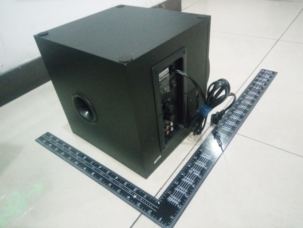FCC ID HBO21421 External Photos