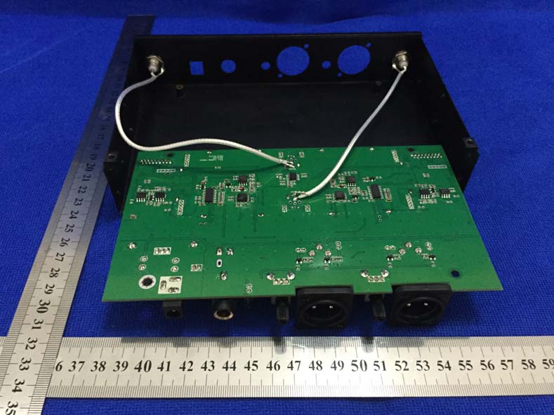 FCC ID I4S-PLL16D Internal Photos