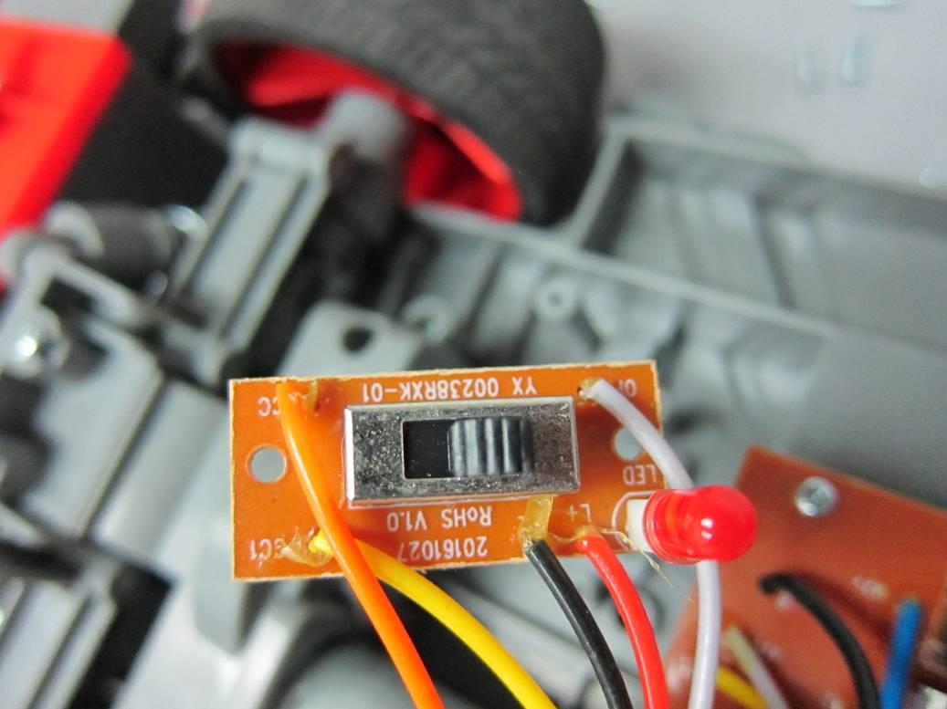 FCC ID NVB16-R-2005 Internal Photos