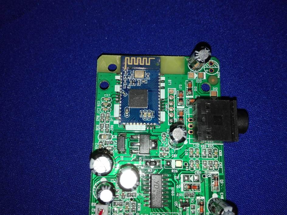 FCC ID OKUCD698 Internal Photos