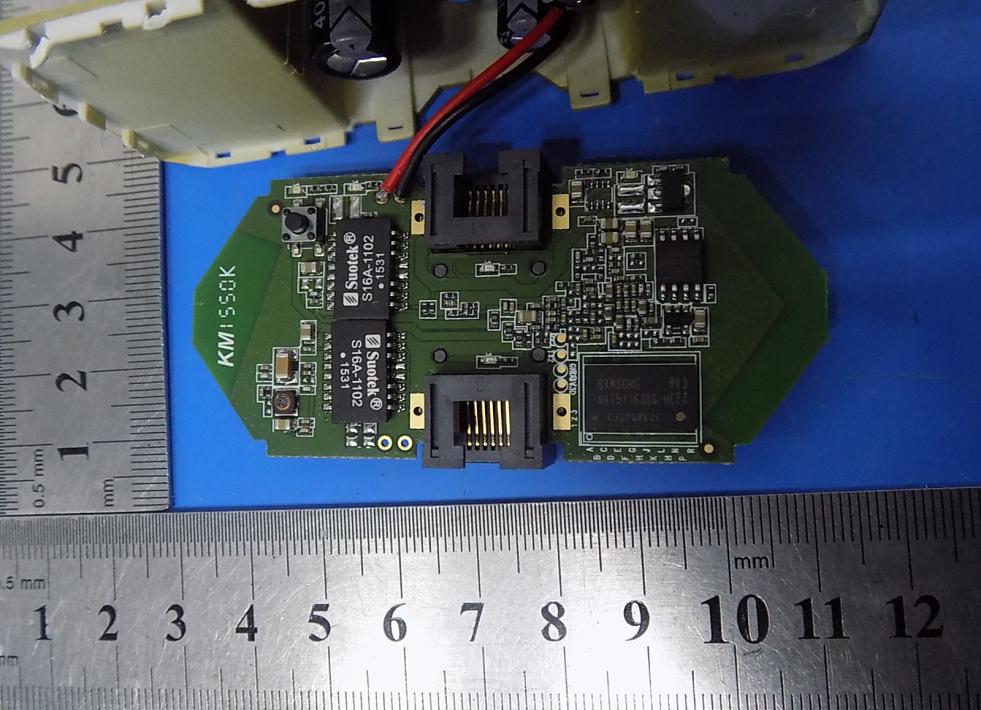 FCC ID OM7VRP Internal Photos