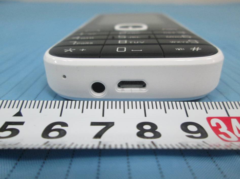 FCC ID PQ4IPROI324F External Photos
