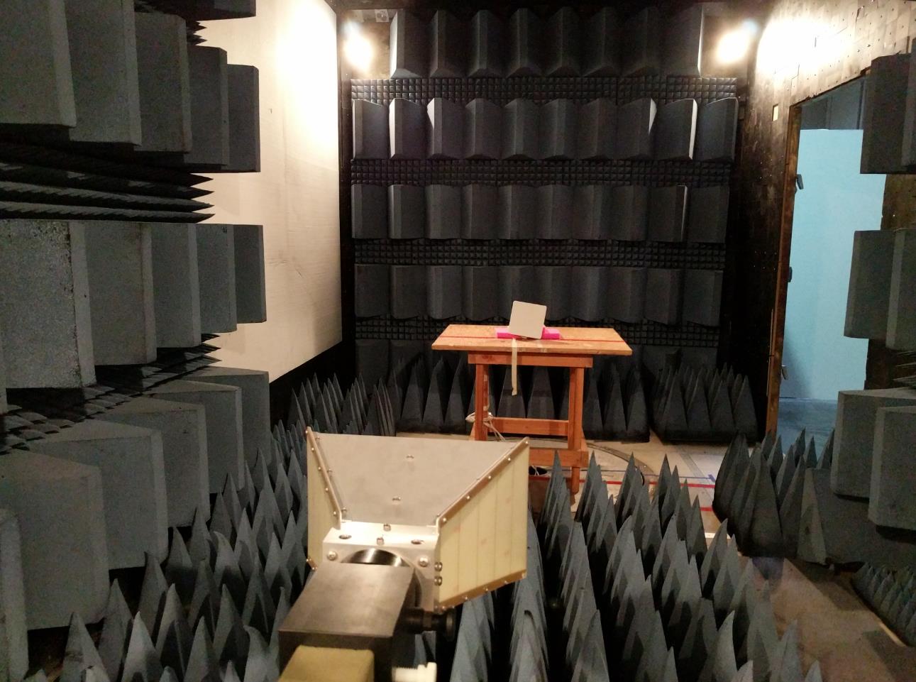 FCC ID Q3K-5XACULC Test Setup Photos