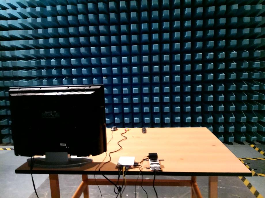 FCC ID QAM018 Test Setup Photos