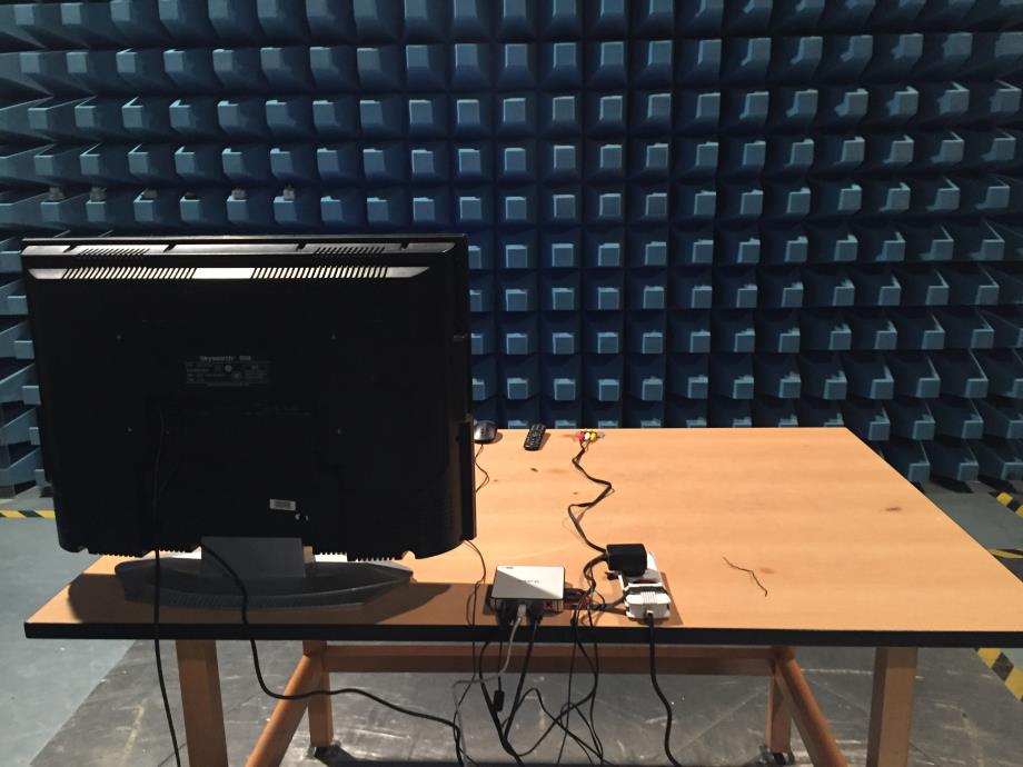 FCC ID QAM018 Test Setup Photos
