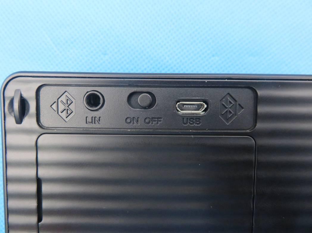 FCC ID QIFB20 External Photos