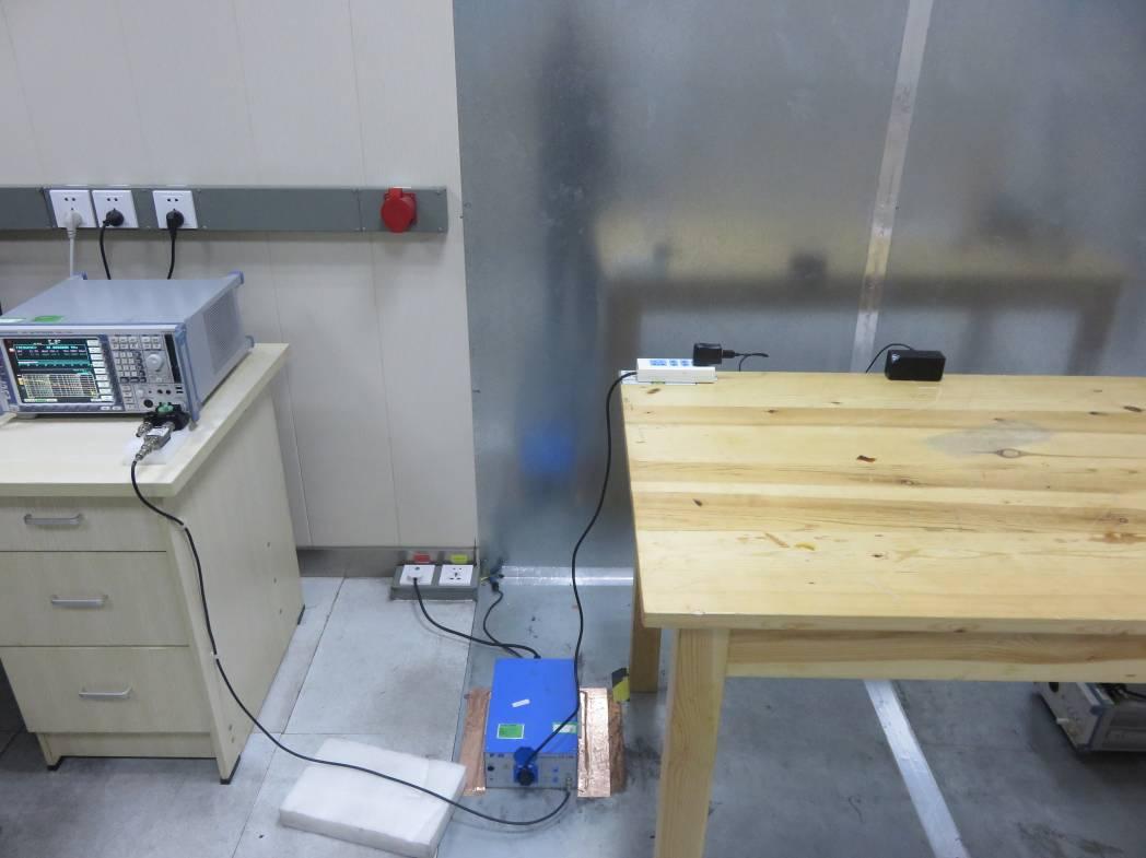 FCC ID QIFB20 Test Setup Photos