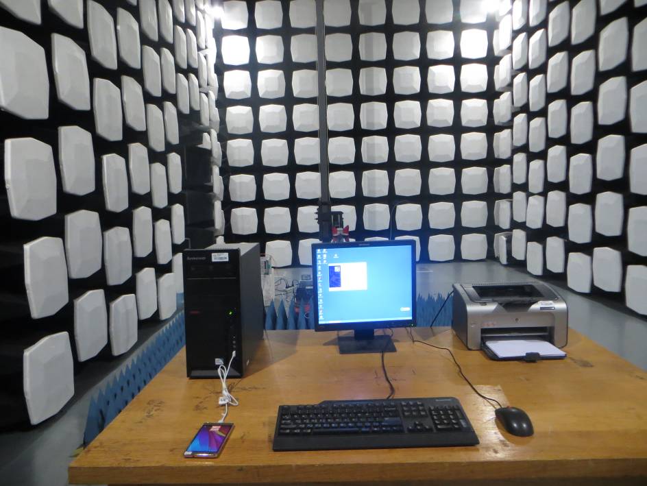 FCC ID QISKII-L33 Test Setup Photos