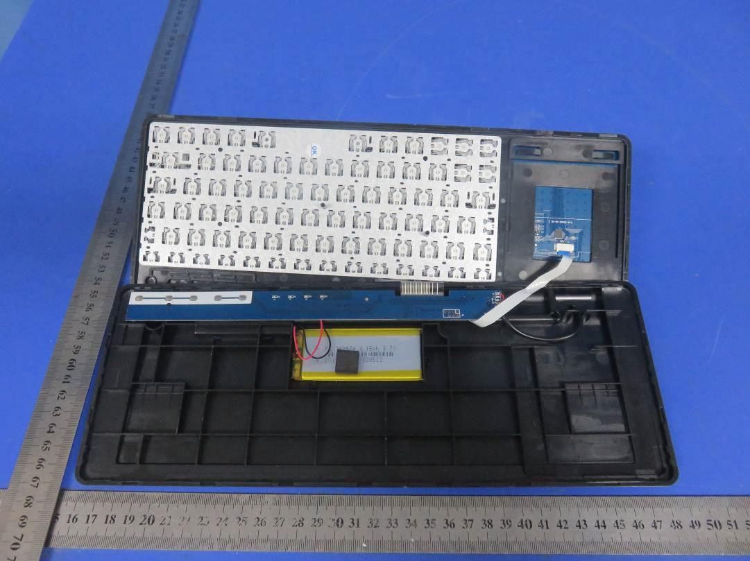 FCC ID QLE-GKM562R Internal Photos