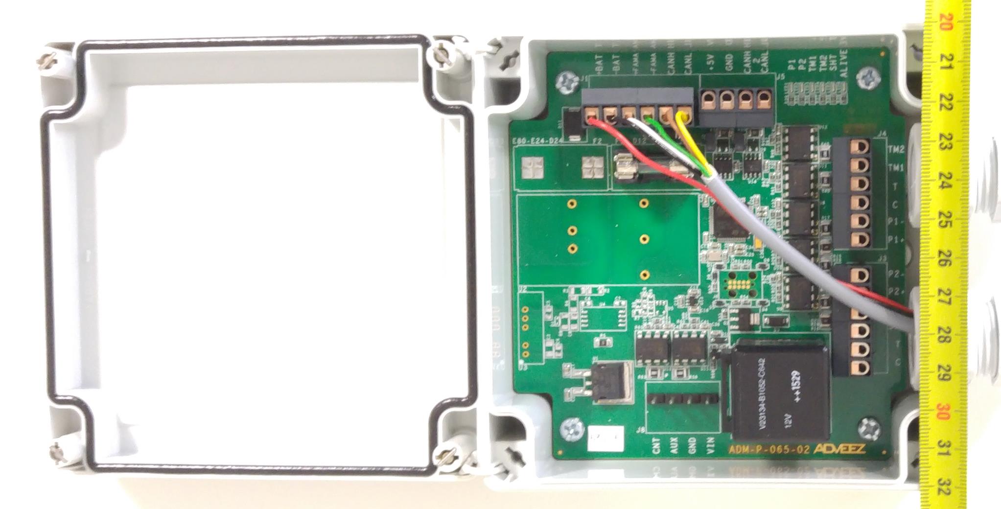 FCC ID R8T-FAMAV3 Internal Photos