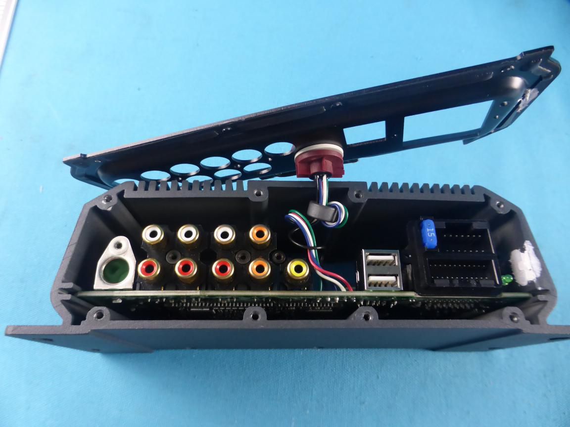 FCC ID RAYSHGEN2 Internal Photos