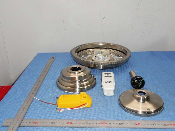 FCC ID RGB-52LTMC External Photos