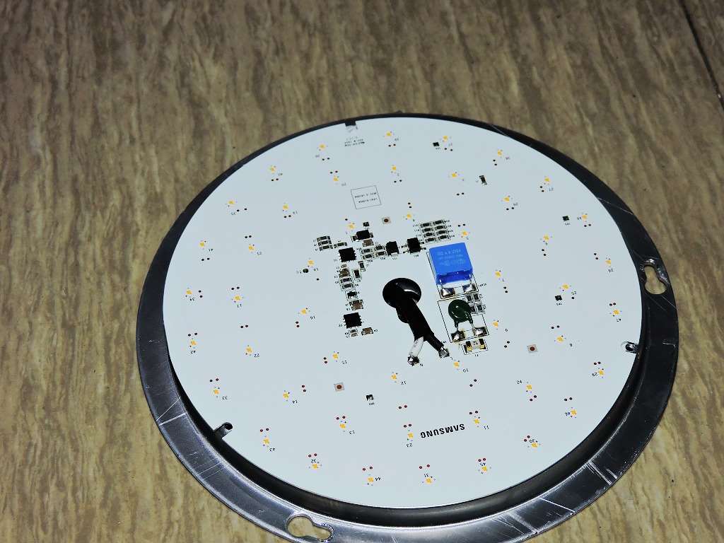 FCC ID RGB-52MONTD Internal Photos