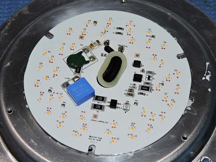 FCC ID RGB-52WWDIVC2 Internal Photos