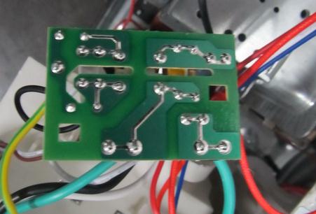 FCC ID RSFXC032CYY Internal Photos