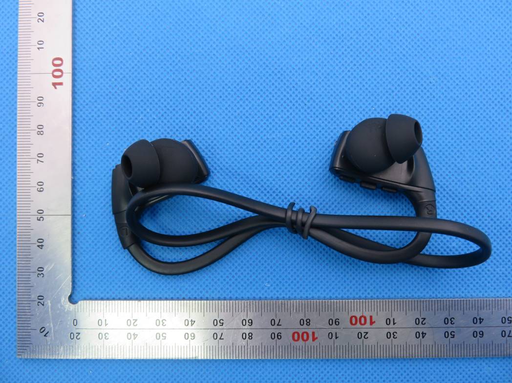 FCC ID S4L4R01 External Photos