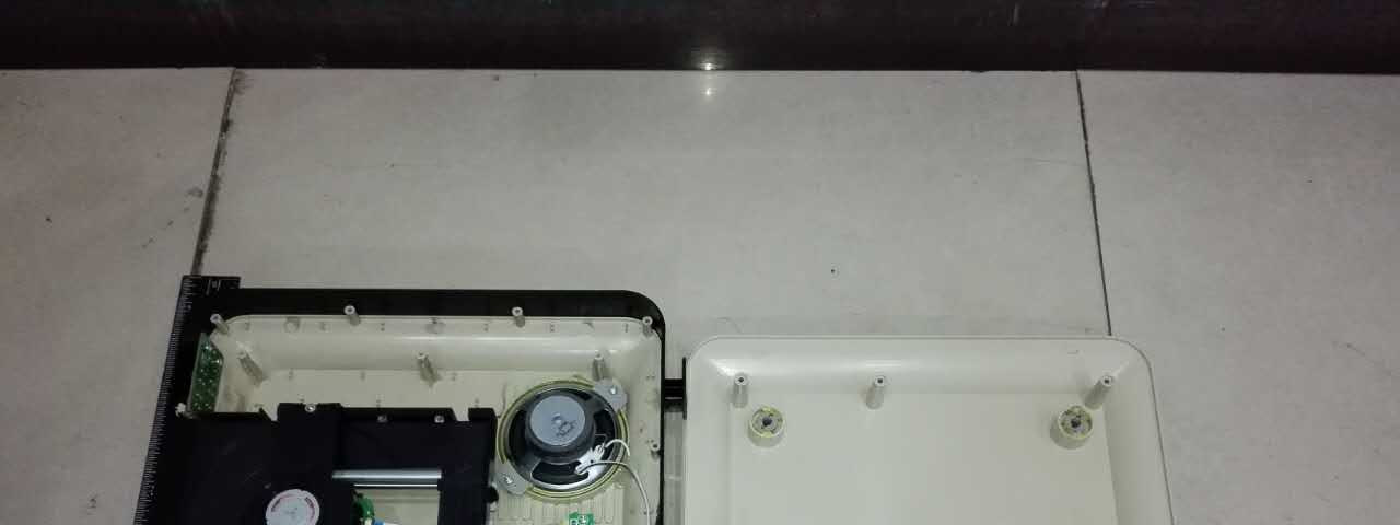 FCC ID SSMMEF384DT Internal Photos