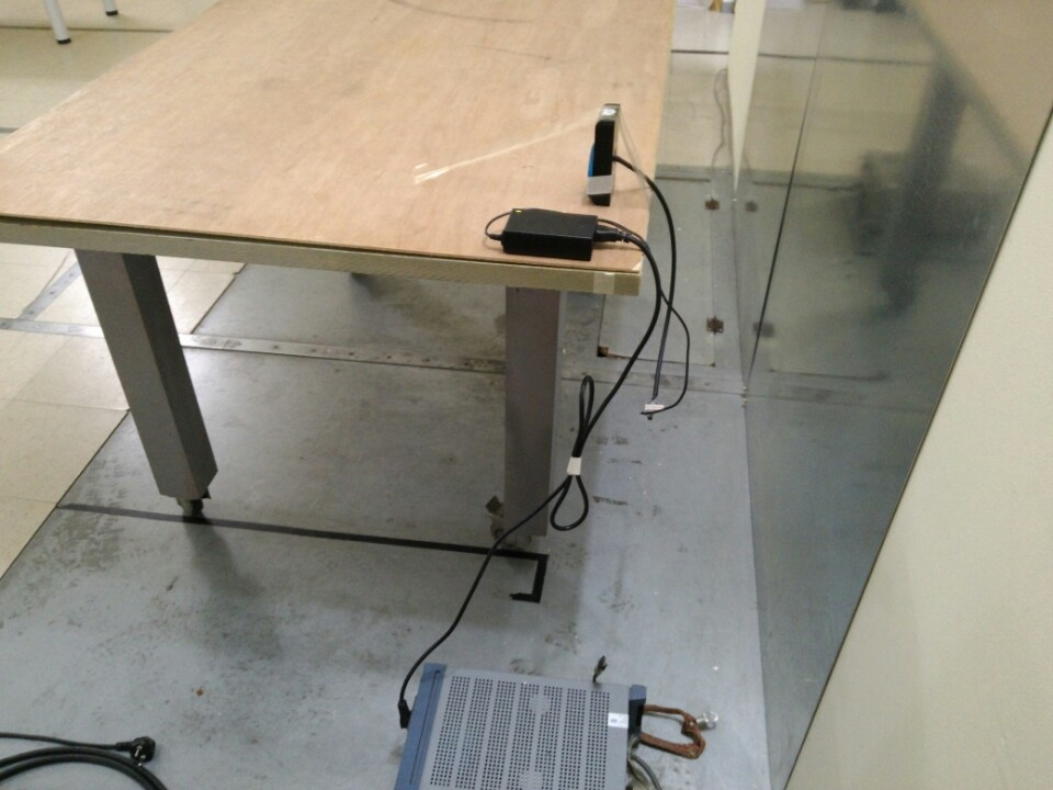 FCC ID SWUDE960 Test Setup Photos