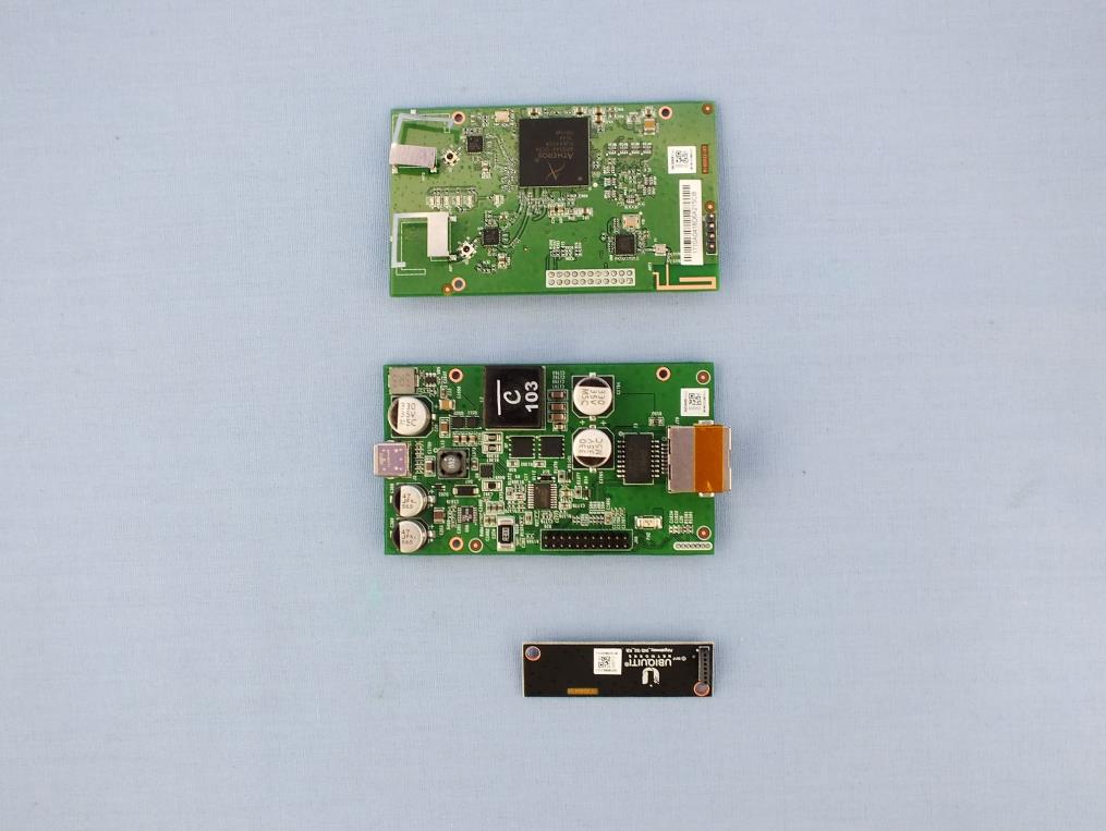 FCC ID SWX-UINS Internal Photos