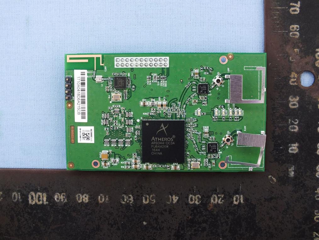 FCC ID SWX-UINS Internal Photos