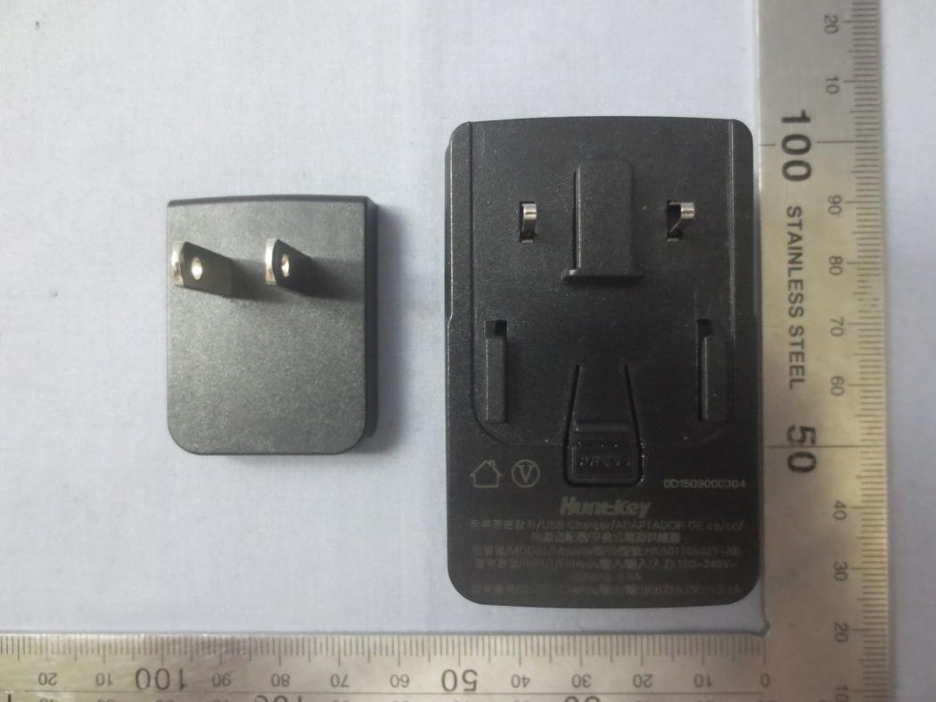 FCC ID SY4-B01006 External Photos